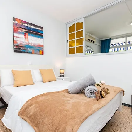 Serenity Yumbo: Beachside With Free Wi-fi And Concierge Apartment Playa del Ingles (Gran Canaria)